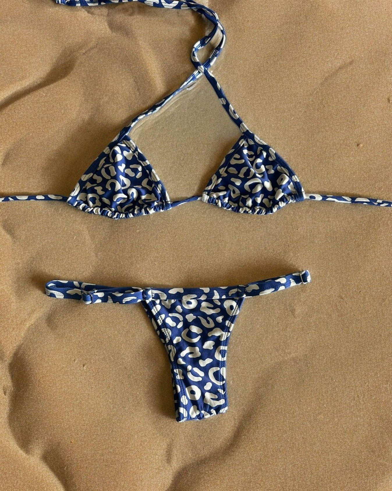 Bikini Strap con Regulador - Leopardo Azul