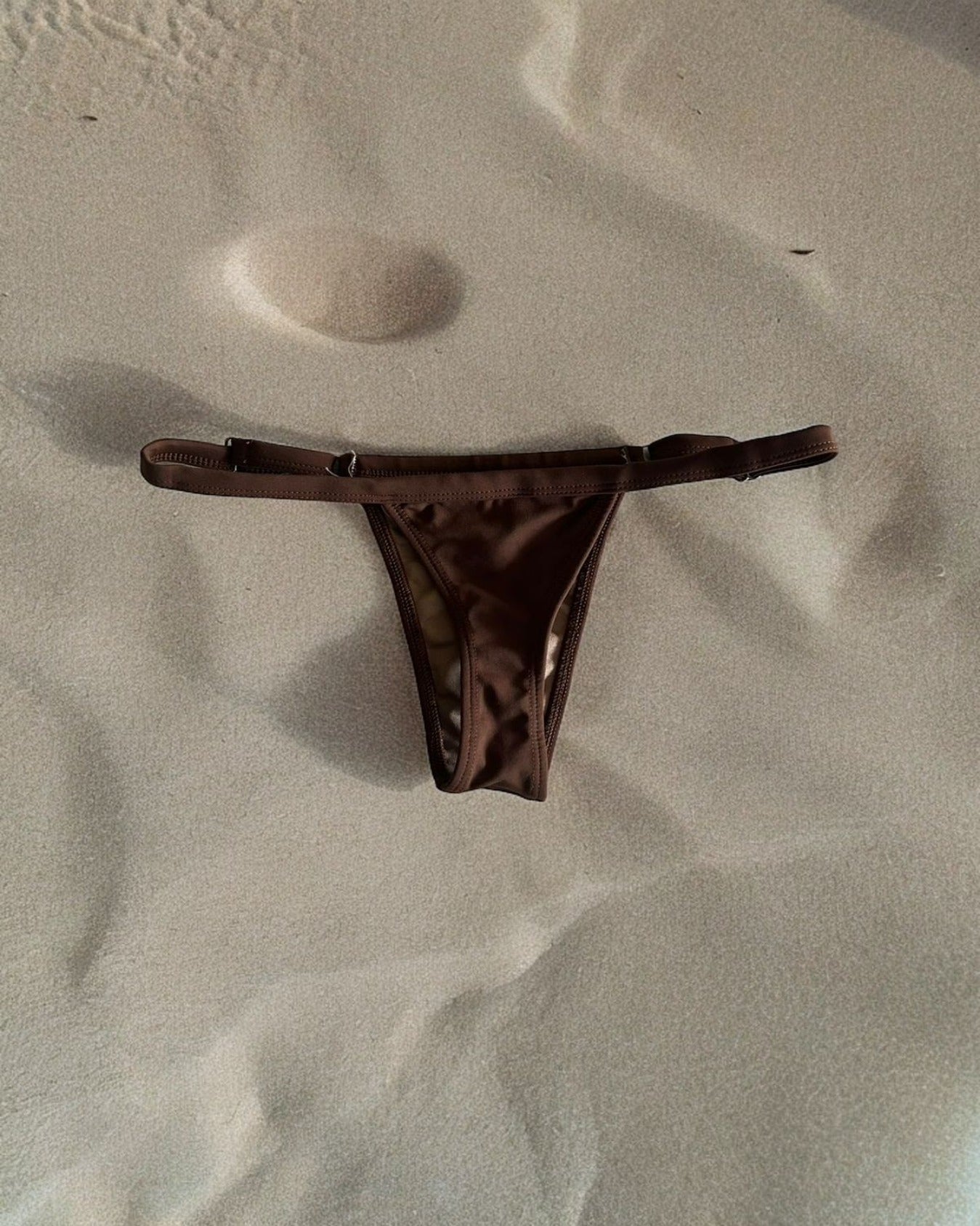 Bikini Strap con Regulador - Café Moro